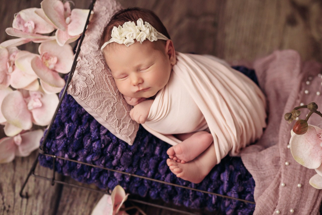 La Femme Studio Photography – Fotografie de maternitate, newborn și portret Constanta. Elena Mascan – Fotograf newborn, maternitate, portret, smash the cake & branding personal | La Femme Studio Photograpy|Constanţa