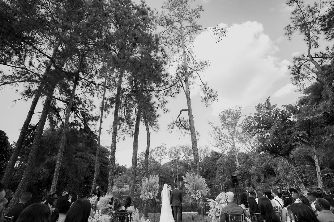 Vivian e Paulo. Edu e Josi Fotografia de Casamento em Belo Horizonte | Fotos Naturais