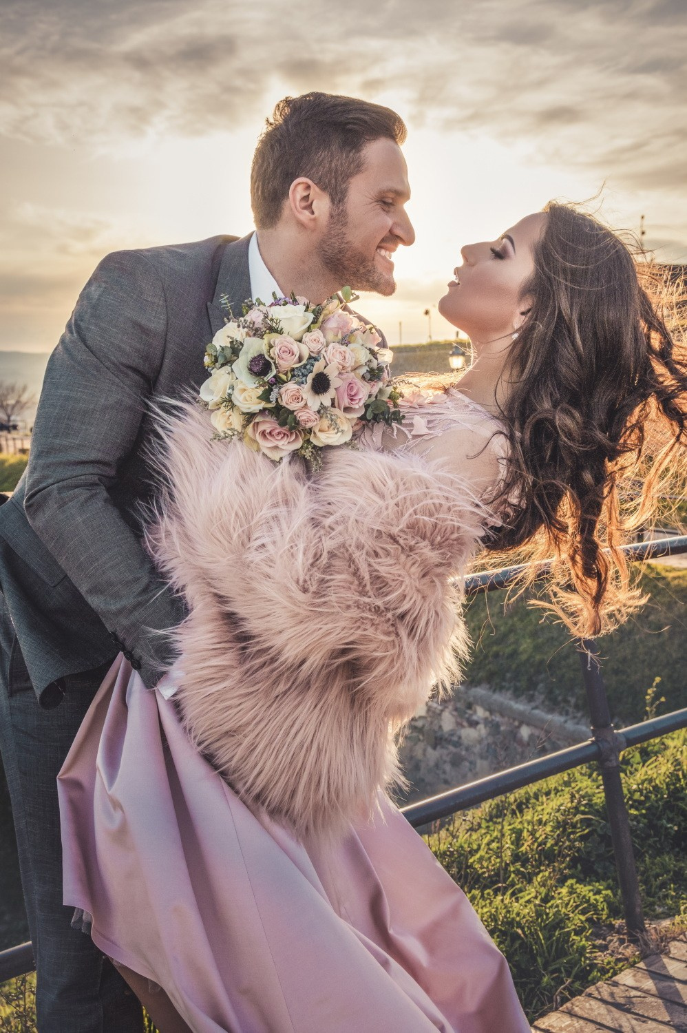 MLADENCI. Fotografi iz Backog Petrovca David i Andrea Stojanovic