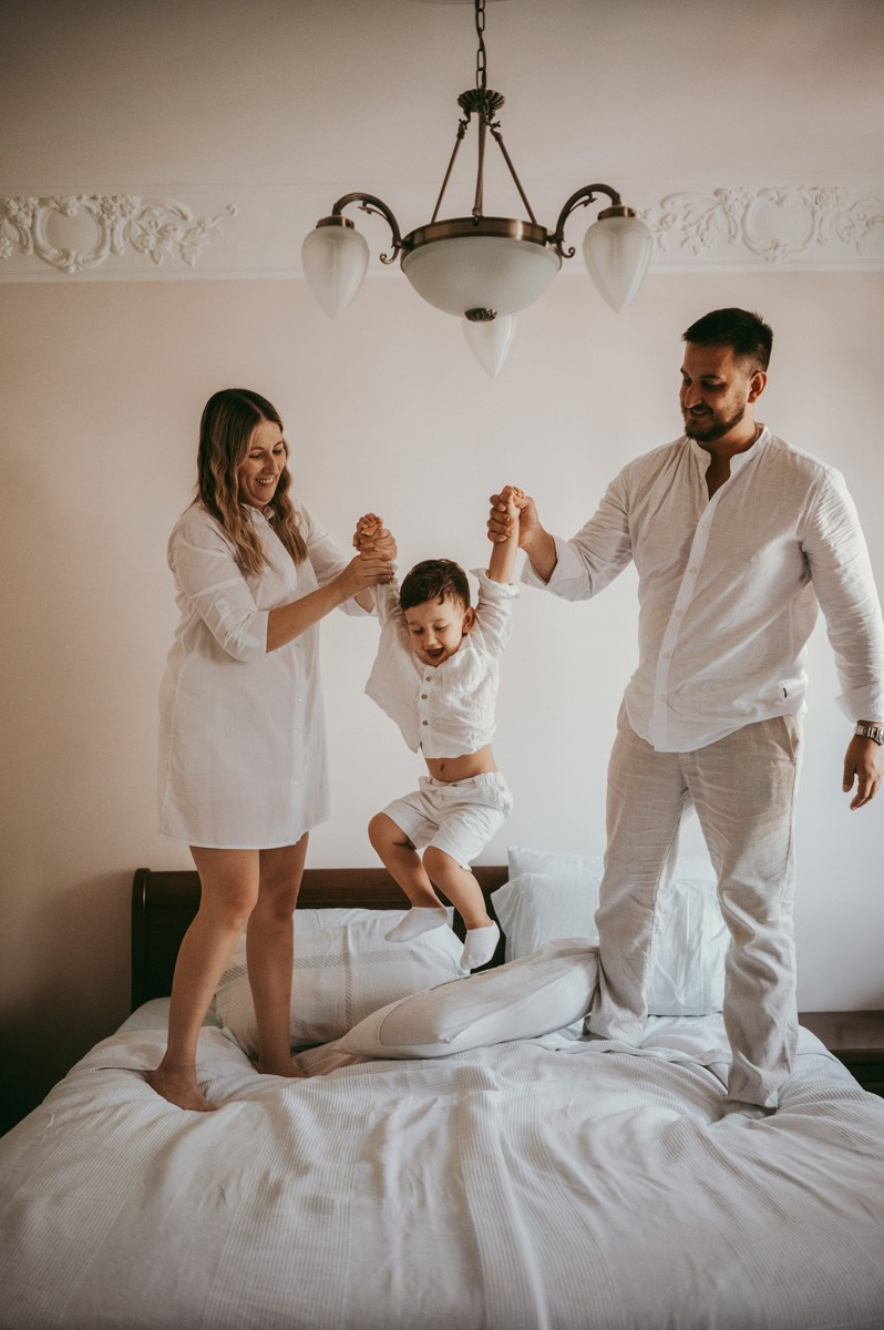 Nina, Filip, Viktor i Igor / porodicno fotografisanje. Deciji i porodicni fotograf u Beogradu Oksana Skendzic