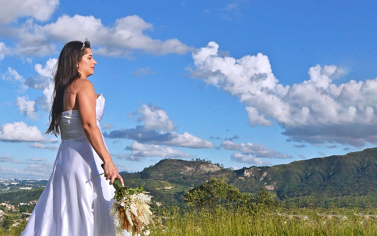 Jefferson & Juliana — Morro do Capuava, Pirapora do Bom Jesus. Produtora Bride