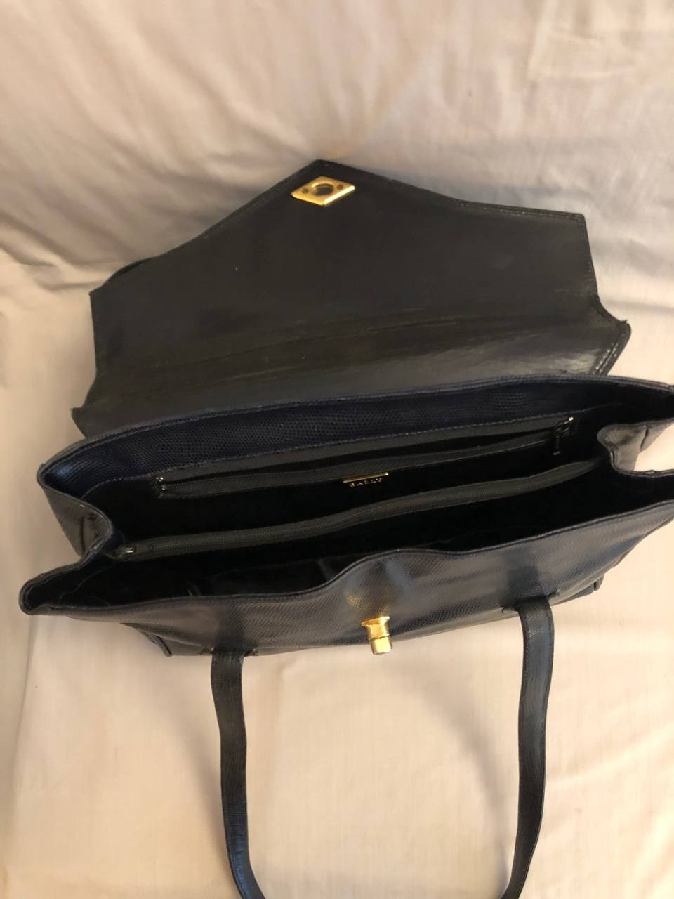 Bally. Современнные и актикварные украшения в Барселоне, Москве и Санкт-Петербурге