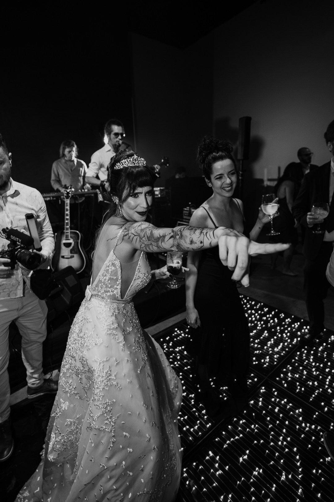 Cecília e João. Edu e Josi Fotografia de Casamento em Belo Horizonte | Fotos Naturais