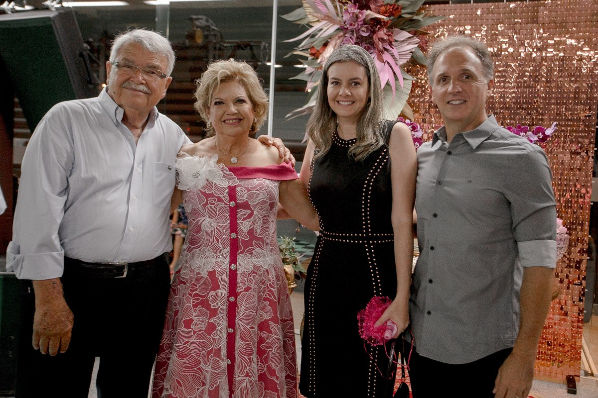 Waldeana - 70 anos. Fotógrafa de Eventos em São Paulo e Sorocaba Kika Damasceno