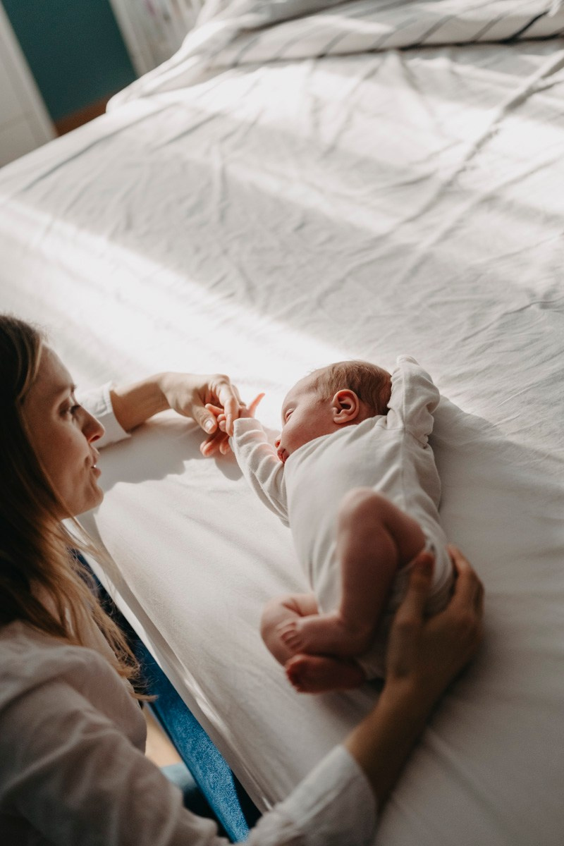 Fotografisanje bebe kod kuce — Milana, Milos, Marko i Mila. Deciji i porodicni fotograf u Beogradu Oksana Skendzic