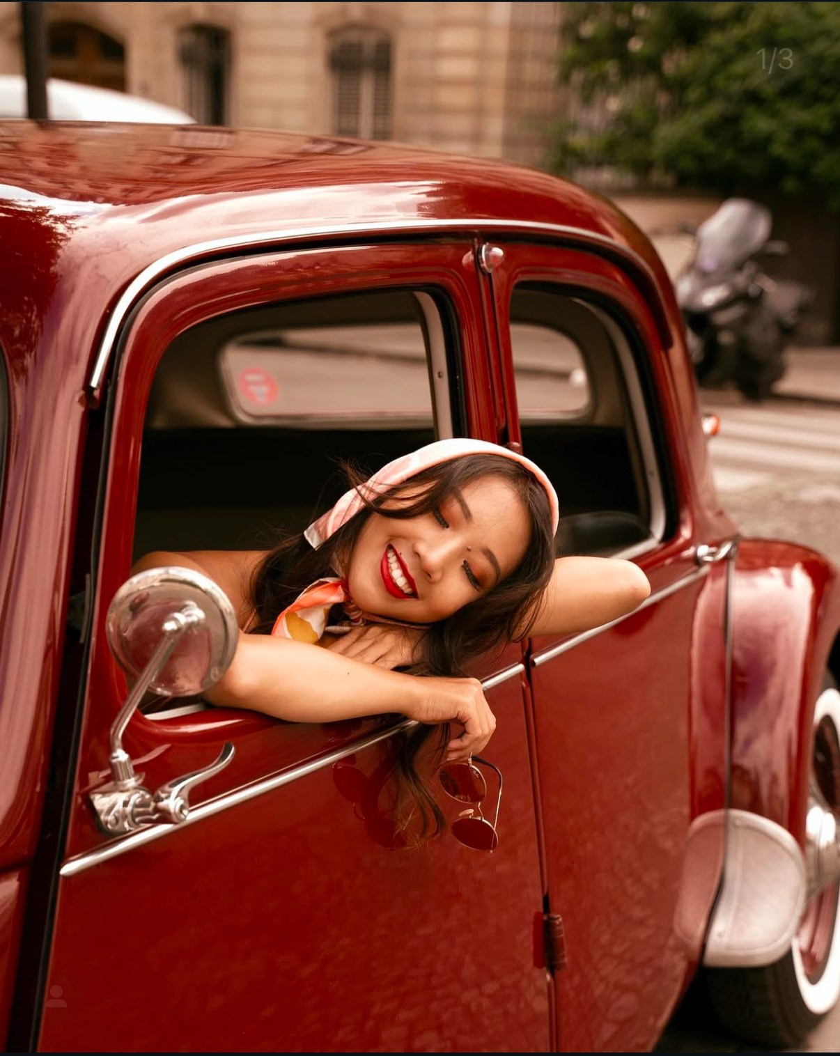 Old car. Director — Photo & Video Paris