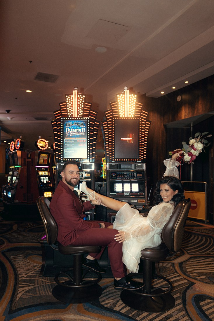 Miranda&Austin. Wedding & elopement photographer Viktoriya Kravtsov. Las Vegas