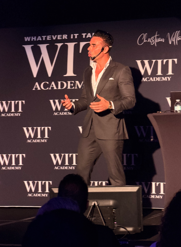 Cristian Villar. Workmakeapp Studio