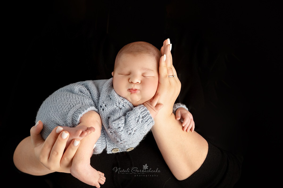 Новонароджені малюки. Дитячий, сімейний, а також newborn фотограф і викладач у Києві Наталія