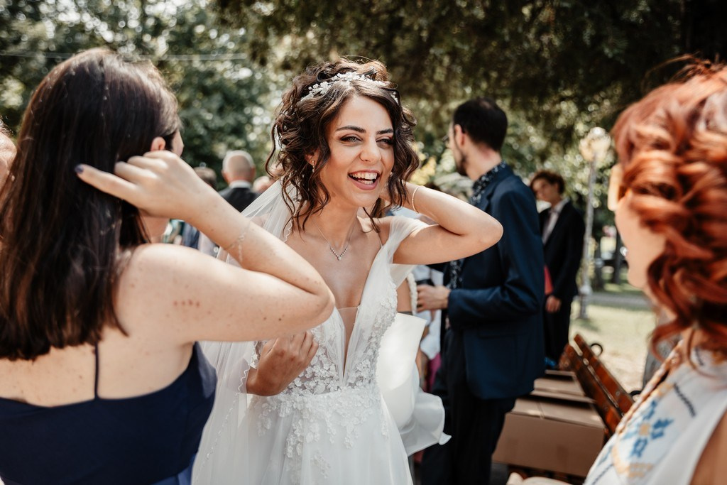 Isil si Radu by Fotograf nunta Iasi — Eduard Schiopu