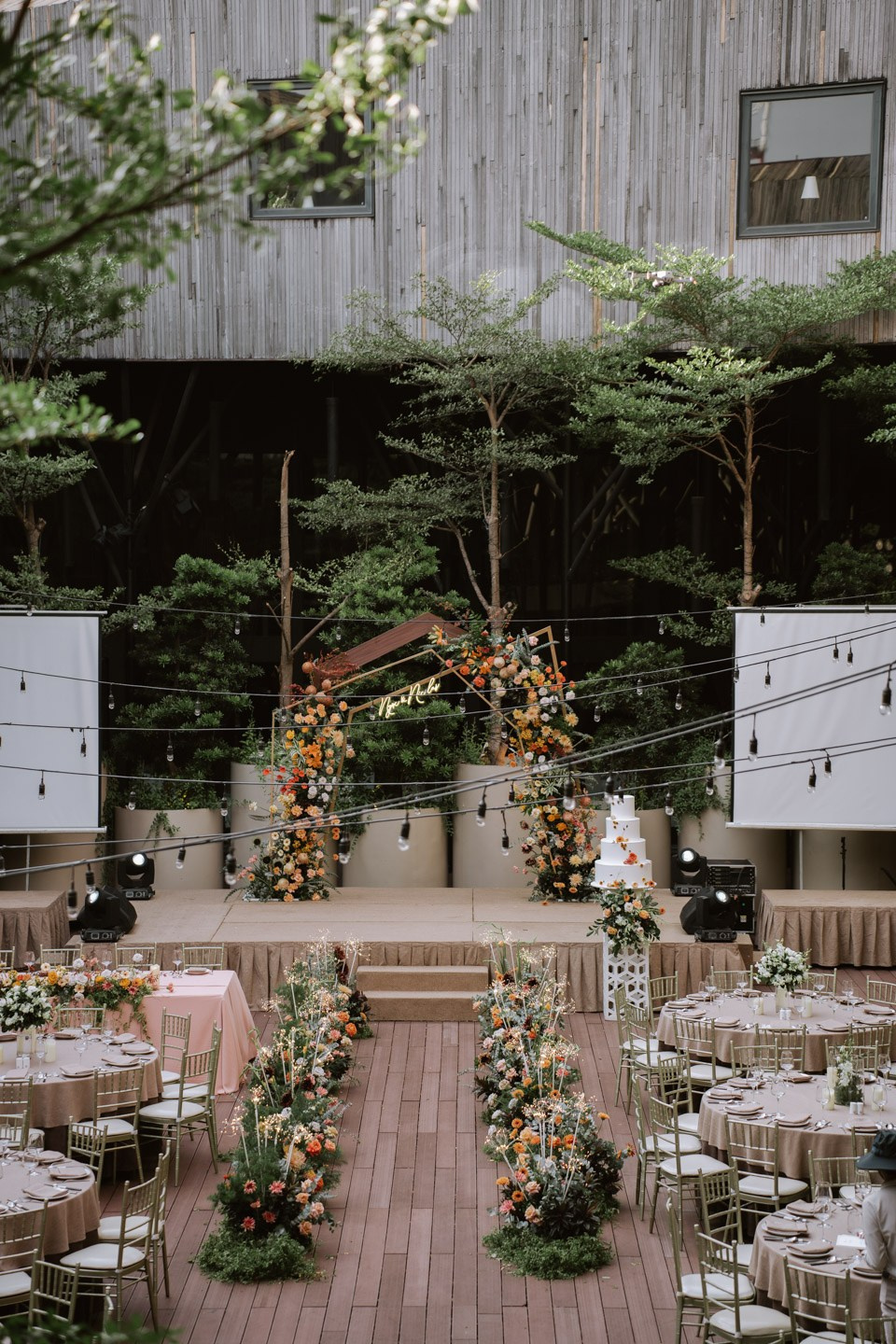 NICOLAS & LUCIE. WEDDING PHOTOGRAPHER IN VIETNAM