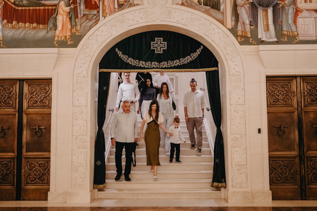 Filipovo krstenje / Hram svetog Save. Deciji i porodicni fotograf u Beogradu Oksana Skendzic