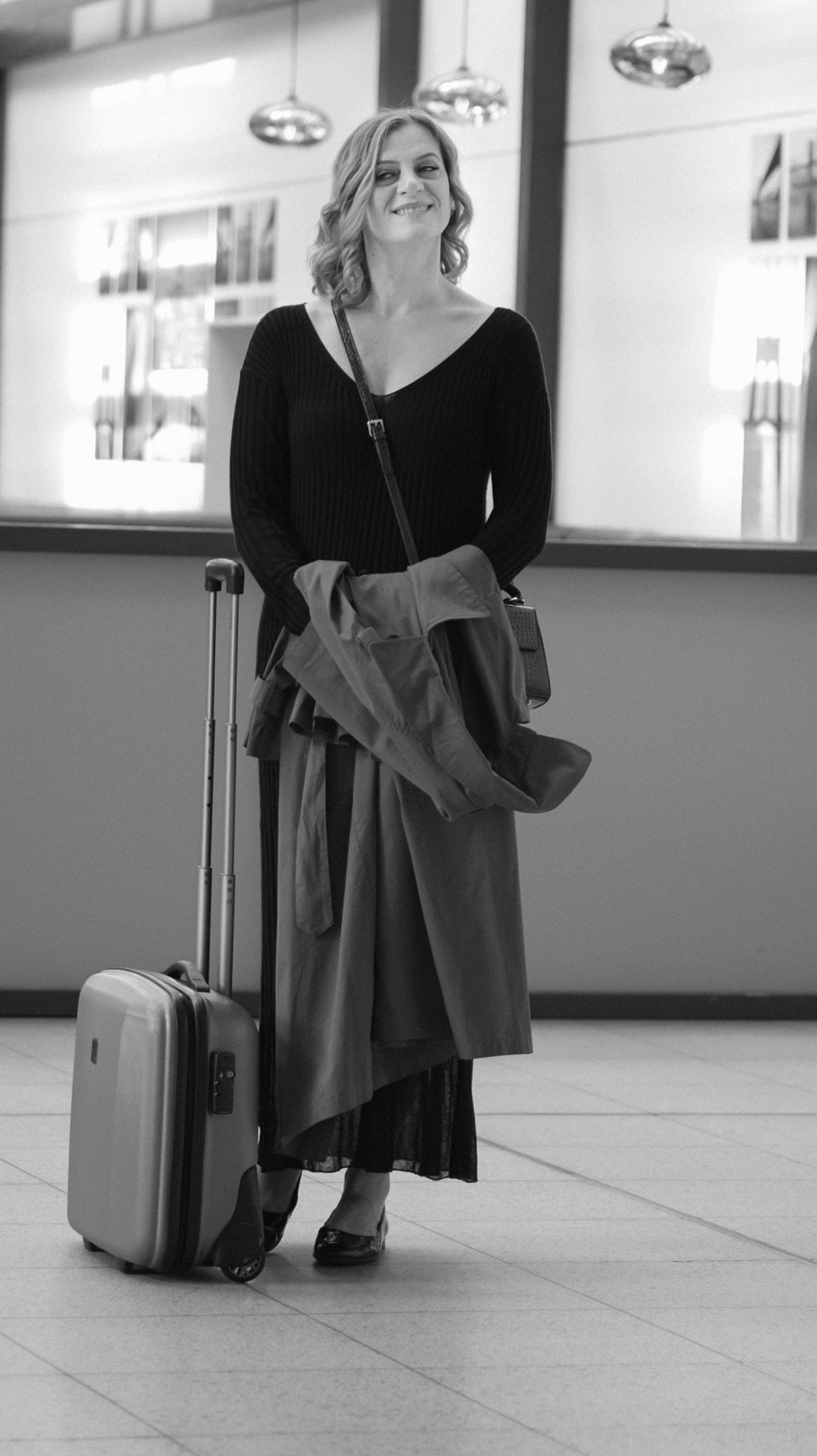 Schwarz-Weiß-Fotoshooting am Flughafen. Schwarz-weiß Fotografie in Münster. Fotografin Viktoria Roschen