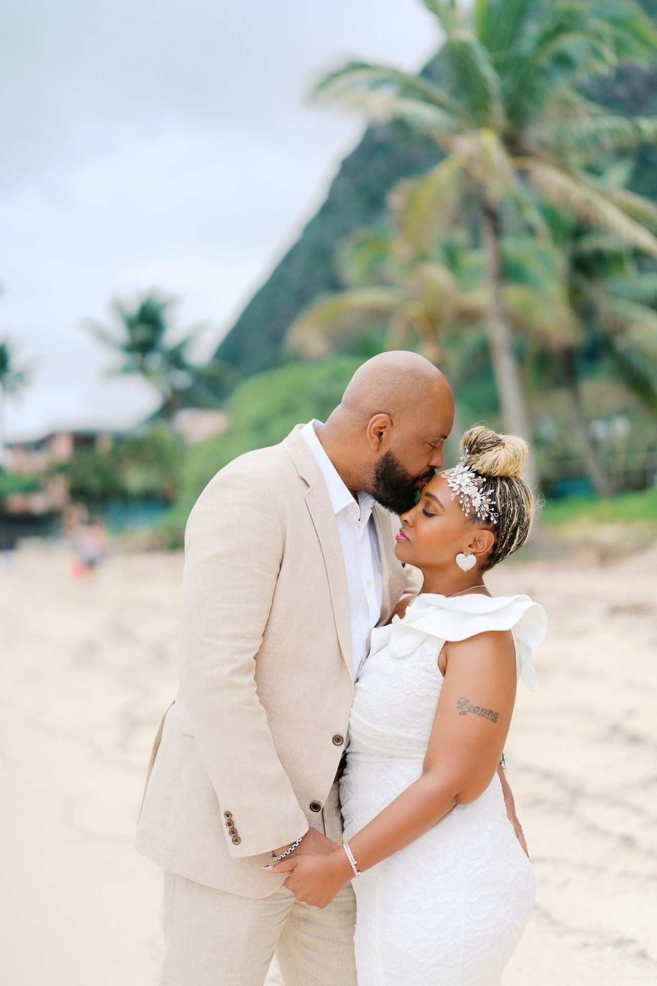 Reviews. IVAN ARISTOV WEDDING PHOTOGRAPHY — Oahu Wedding Photographer