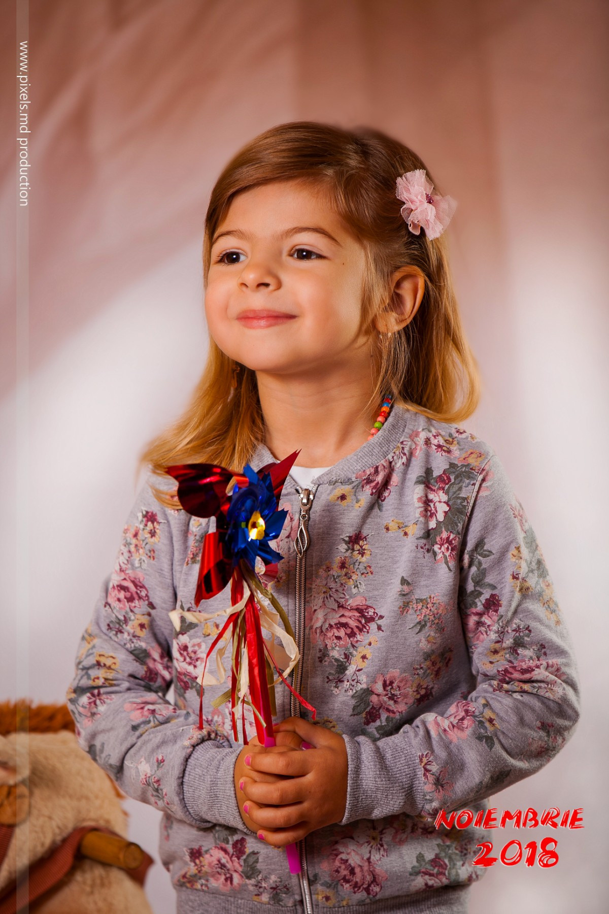 „Un moment durează o secundă, dar amintirea rămâne veșnic.”. Albume de absolvire: gradinita, gimnaziu, liceu. Venete in Moldova