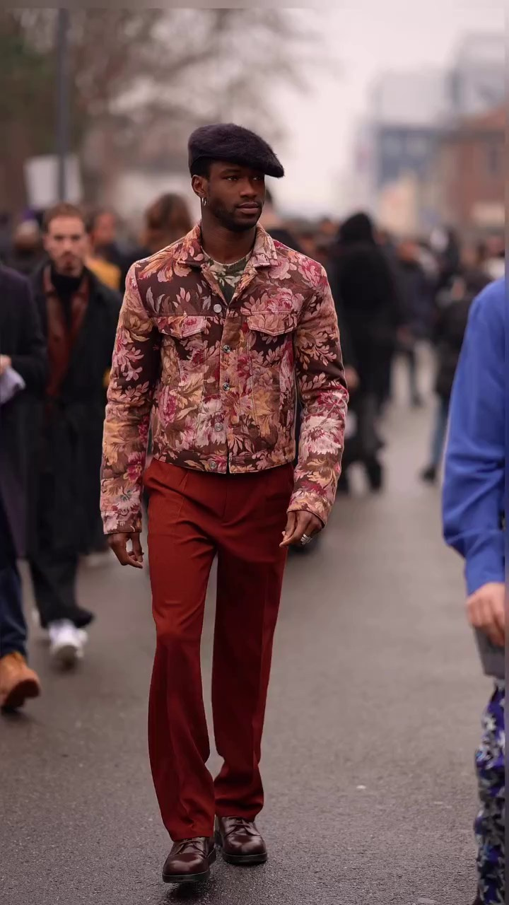 Sadiqdesh. Julia Di |Fashion streetstyle photographer|videomaker in Milan & Paris