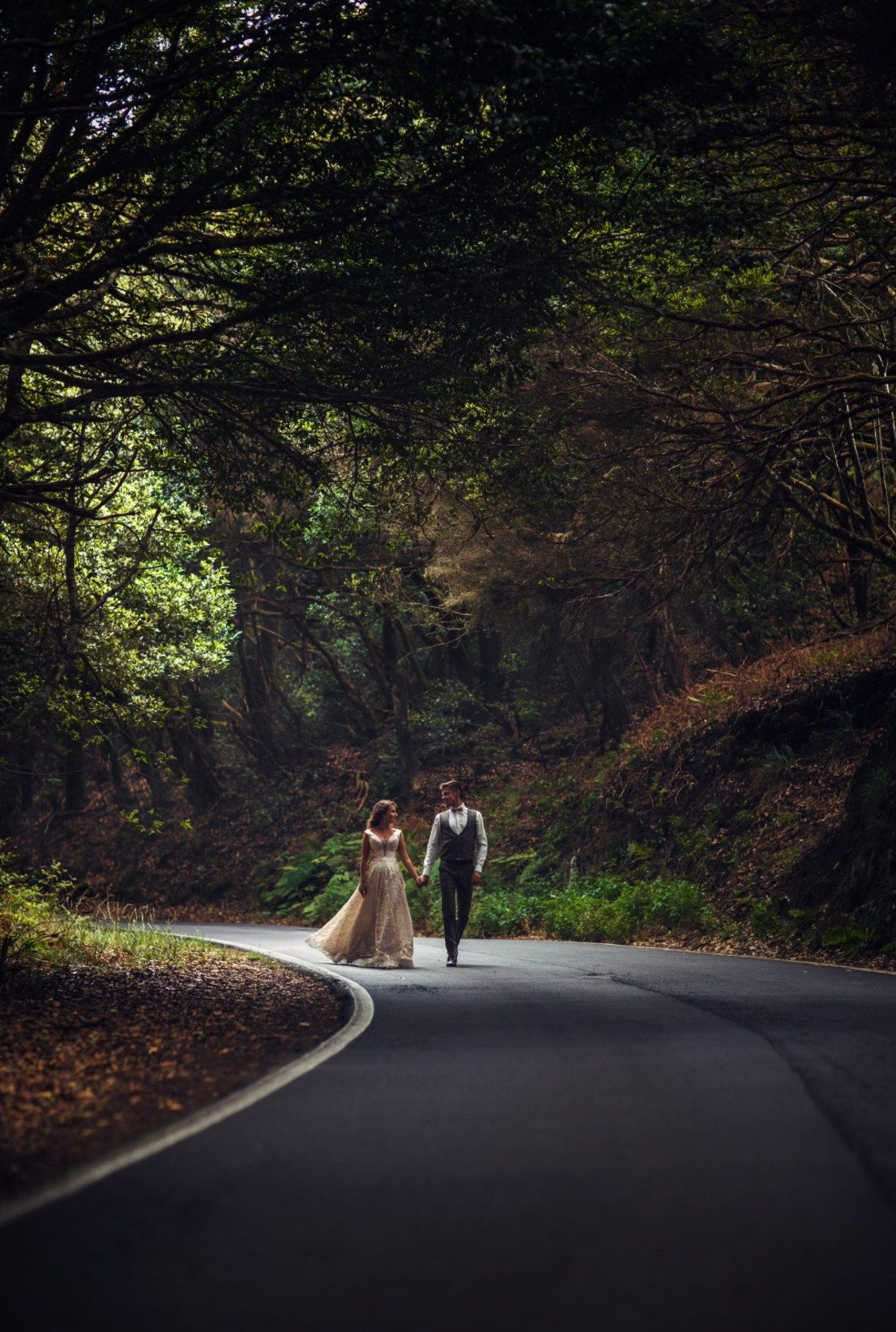 Anaga. Family, newborn, maternity, wedding, couple, proposal photographer in Tenerife | Flying dress photoshoots | Tania Bonnet