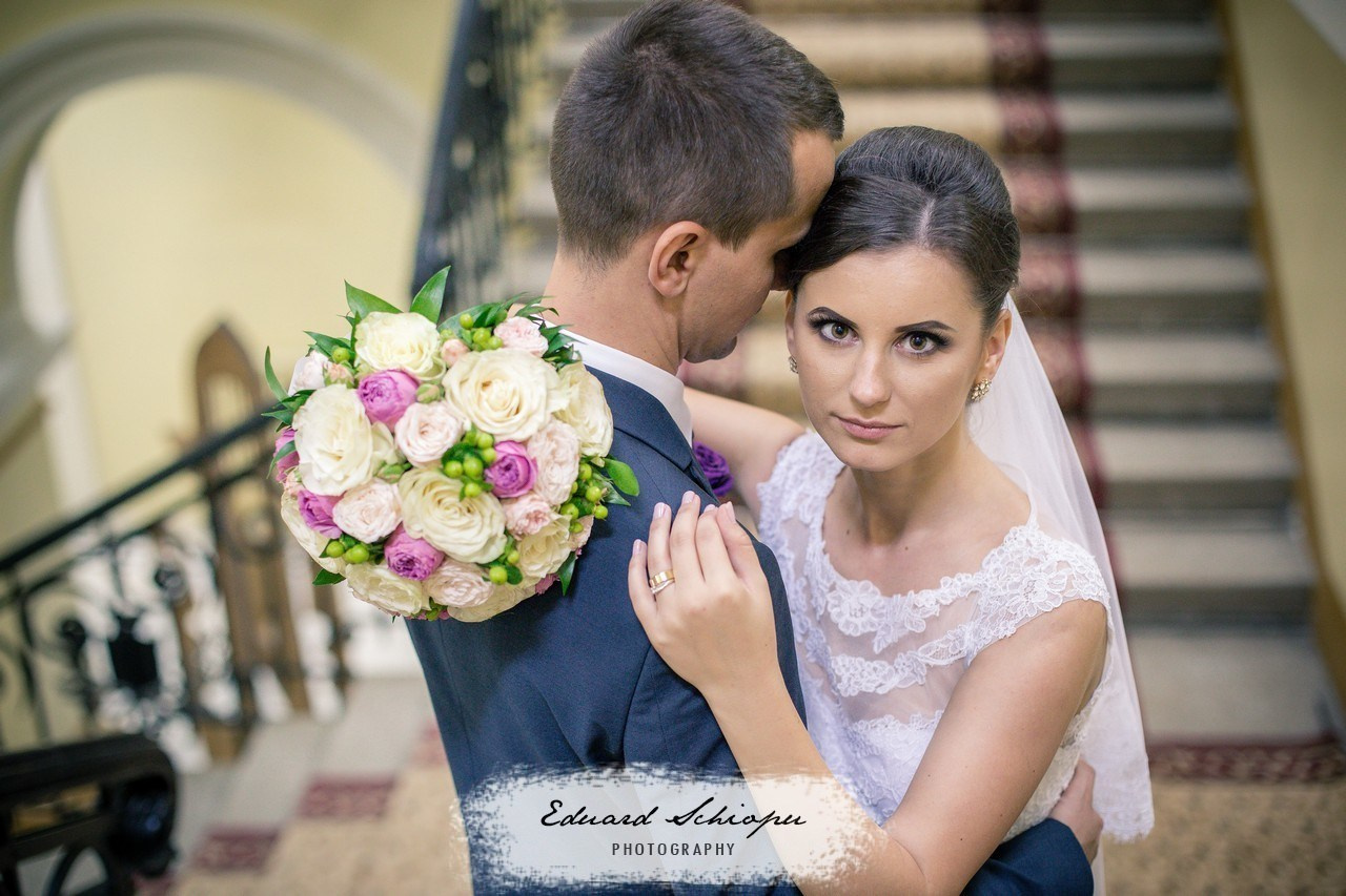 Laura si Bogdan by fotograf nunta Vaslui — Eduard Schiopu