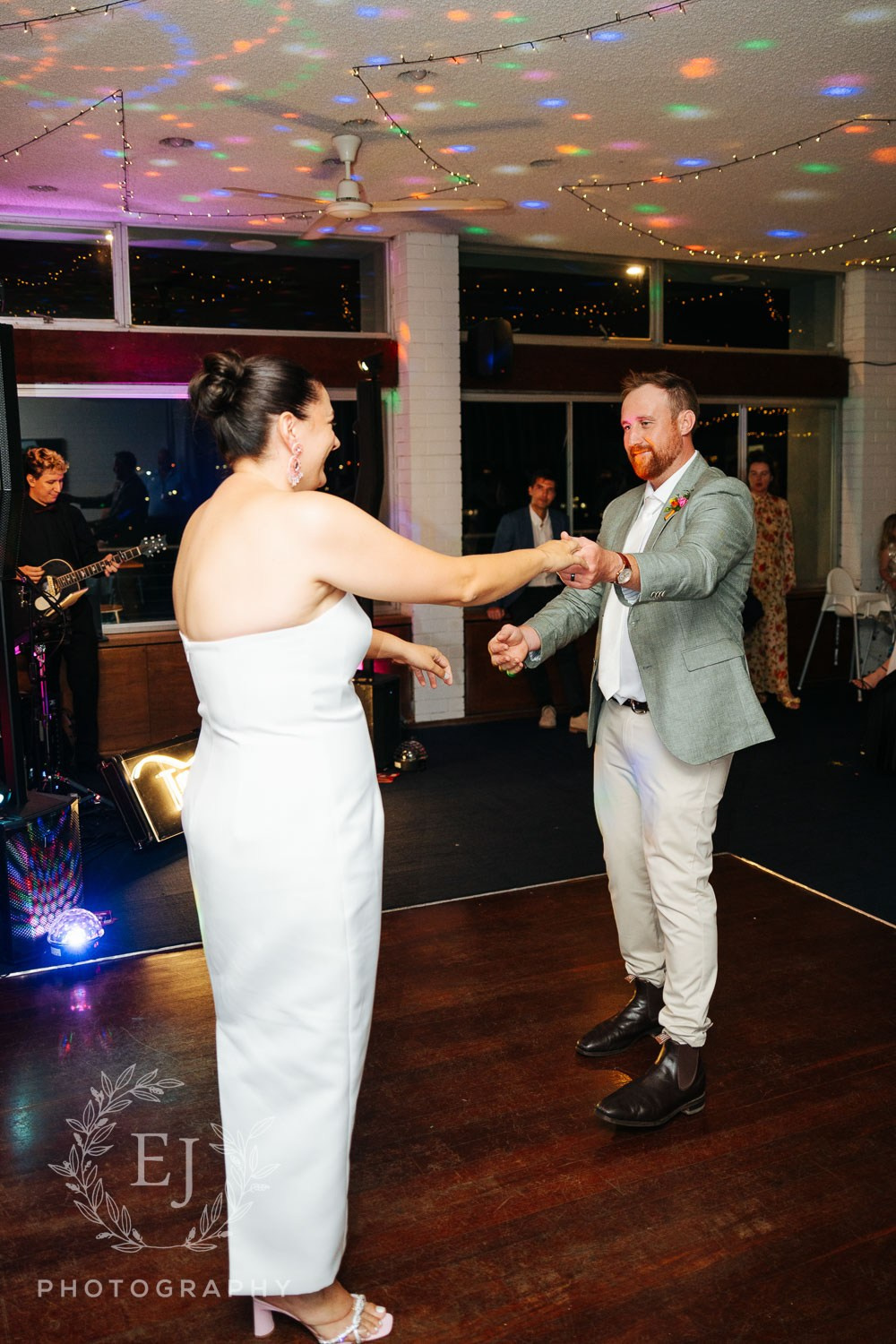 Erika & Stephen — Mosman Park Golf Club. Emma Joy Photography
