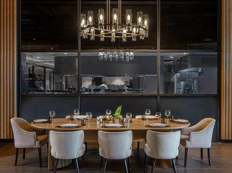 NG PHASELIS BAY. Lero Photographer and a set designer|individual custom portrait and advertising photography in Zutphen