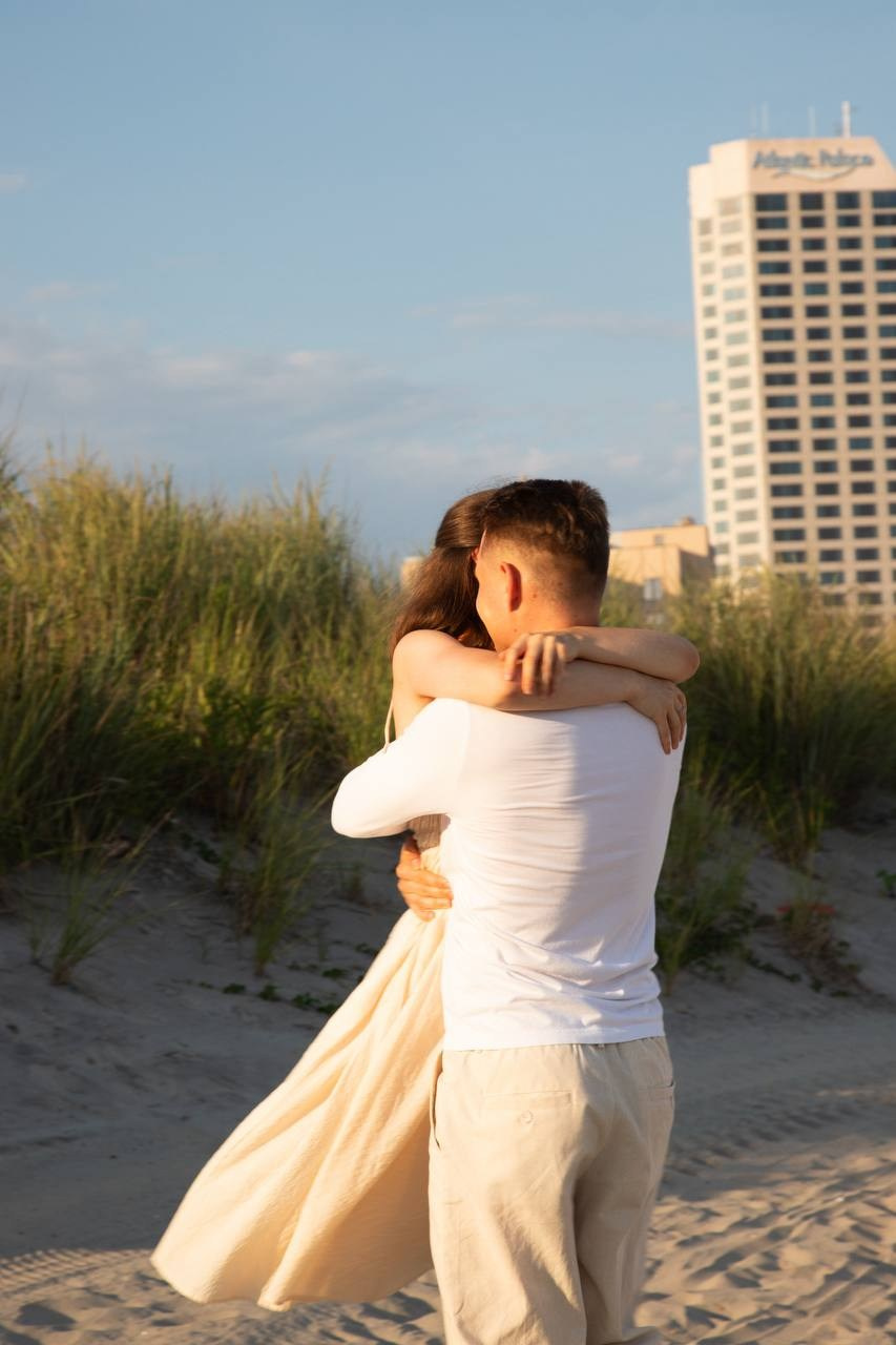 Beach pre wedding. Wedding Photographer & Videographer