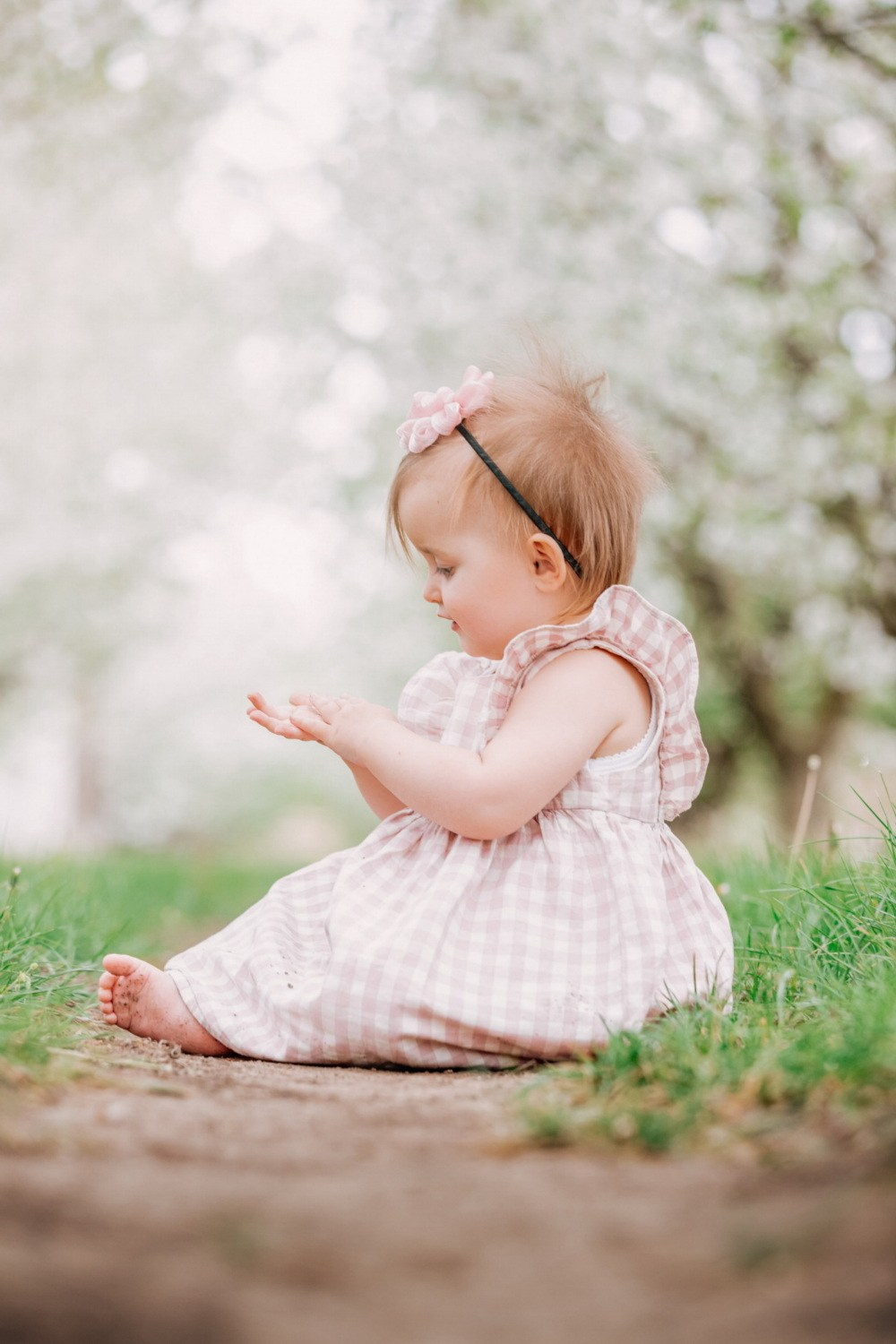 DEČIJA FOTOGRAFISANJA. Fotografi iz Backog Petrovca David i Andrea Stojanovic