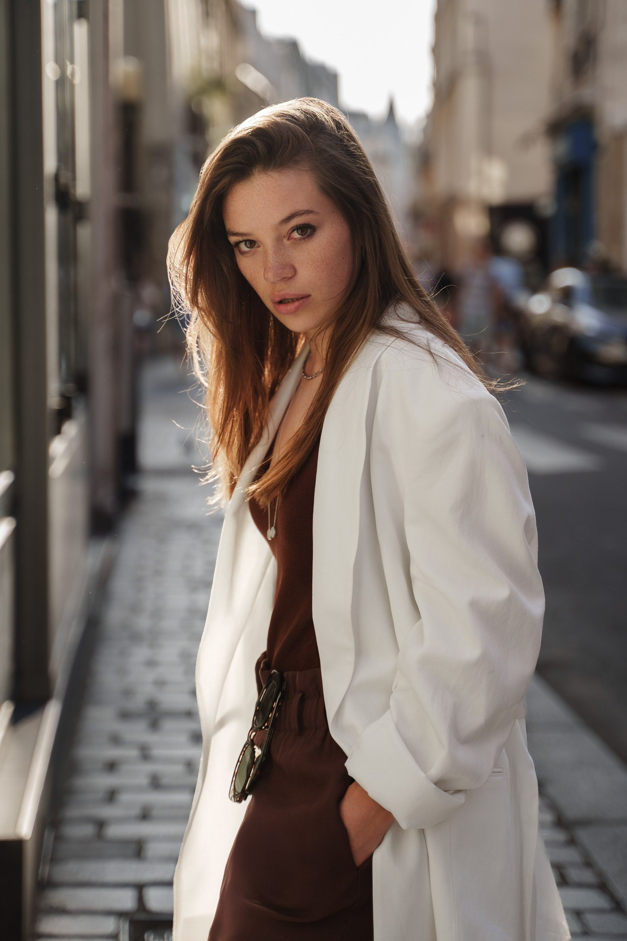 Outdoor model portrait in Milan with natural light