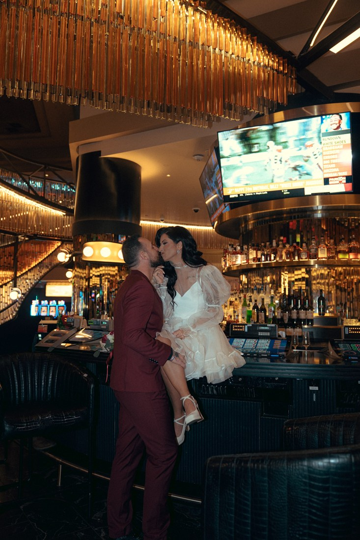 Miranda&Austin. Wedding & elopement photographer Viktoriya Kravtsov. Las Vegas