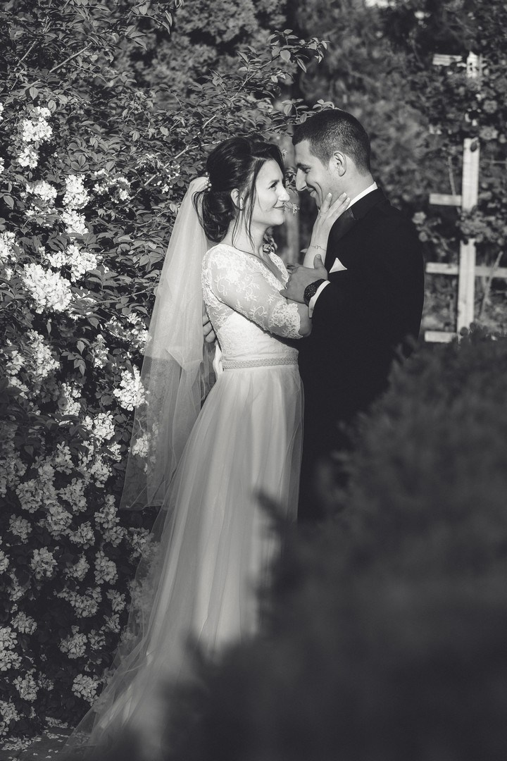 Laura si Danut by fotograf nunta Iasi — Eduard Schiopu