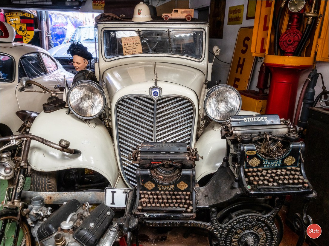 Удивительное место - частный музей старинного хлама - Fahrzeugmuseum. Photographe à Strasbourg | Portraits, Studio, Enfants, Événements