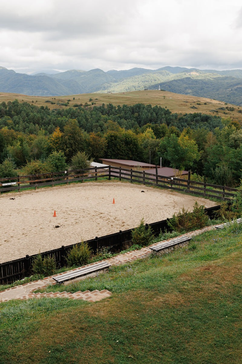 Paula + Robert. Wedding Photographer in Bucharest — Manu Ivanciu