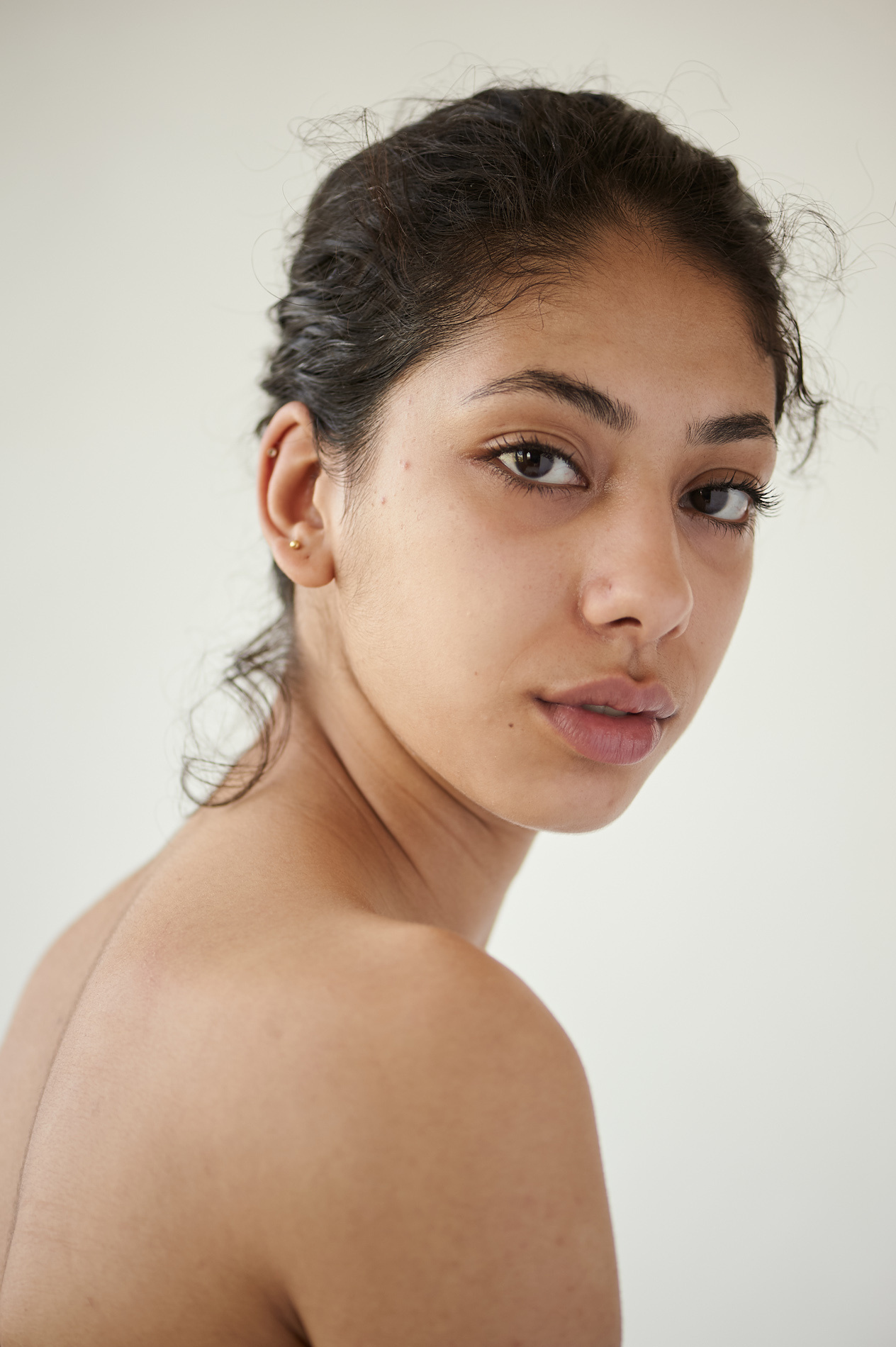 Photosession of young woman. Portrait Photographer in Brussels & Amsterdam — Victoria Ushkanova