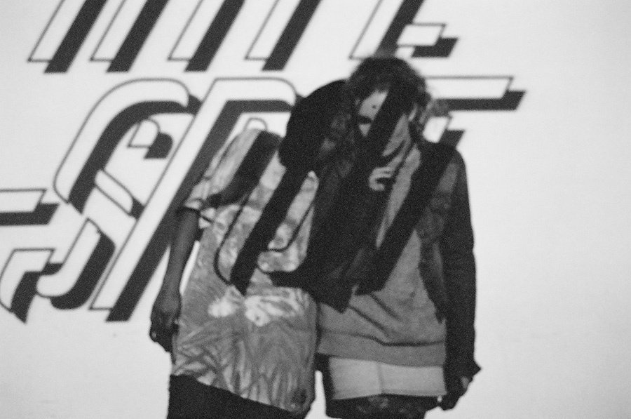 Girls in a club, 2009 film 35 mm. Portrait Photographer in Brussels & Amsterdam — Victoria Ushkanova