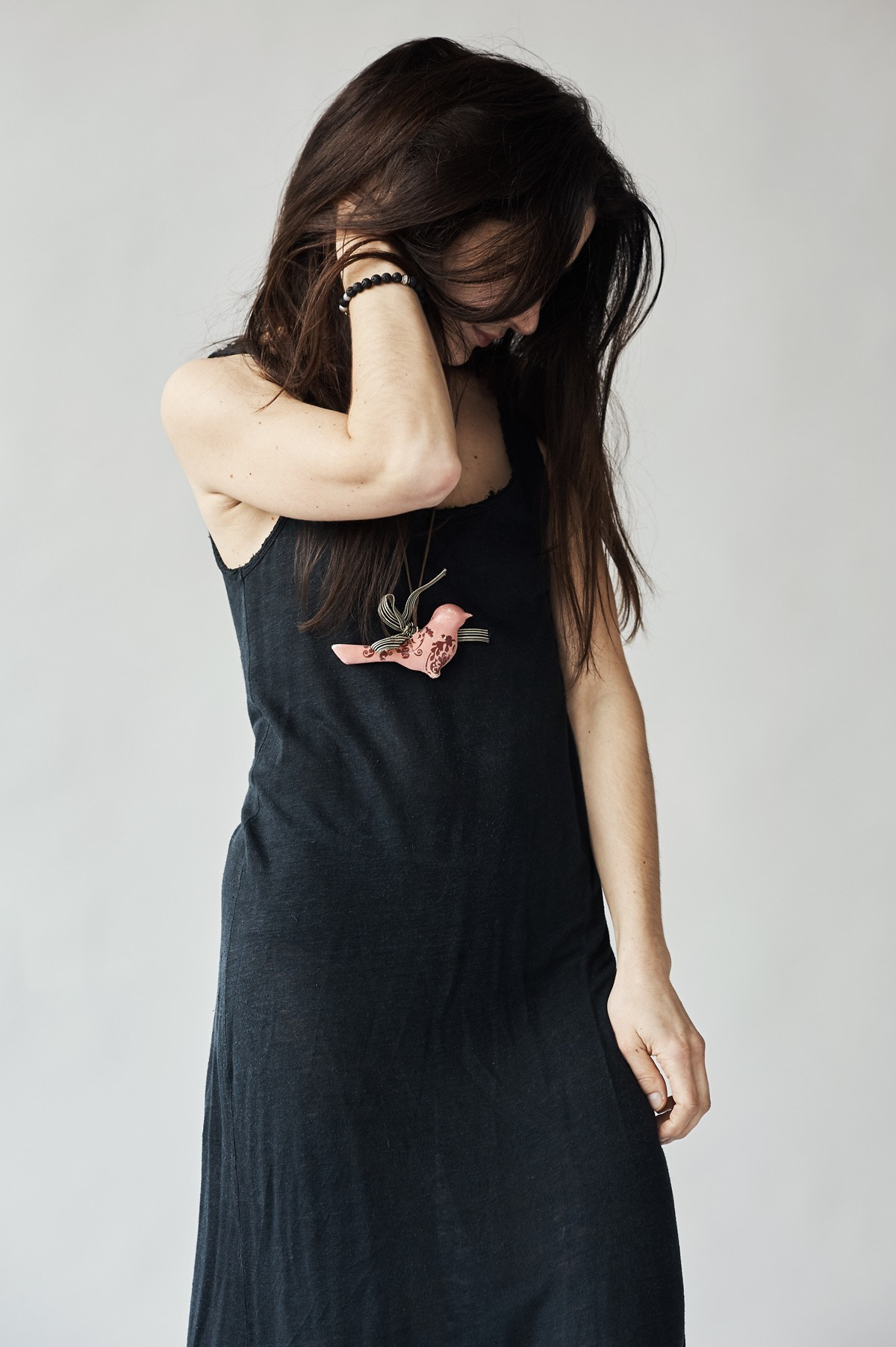 Portrait photography, woman in black dress. Portrait Photographer in Brussels & Amsterdam — Victoria Ushkanova