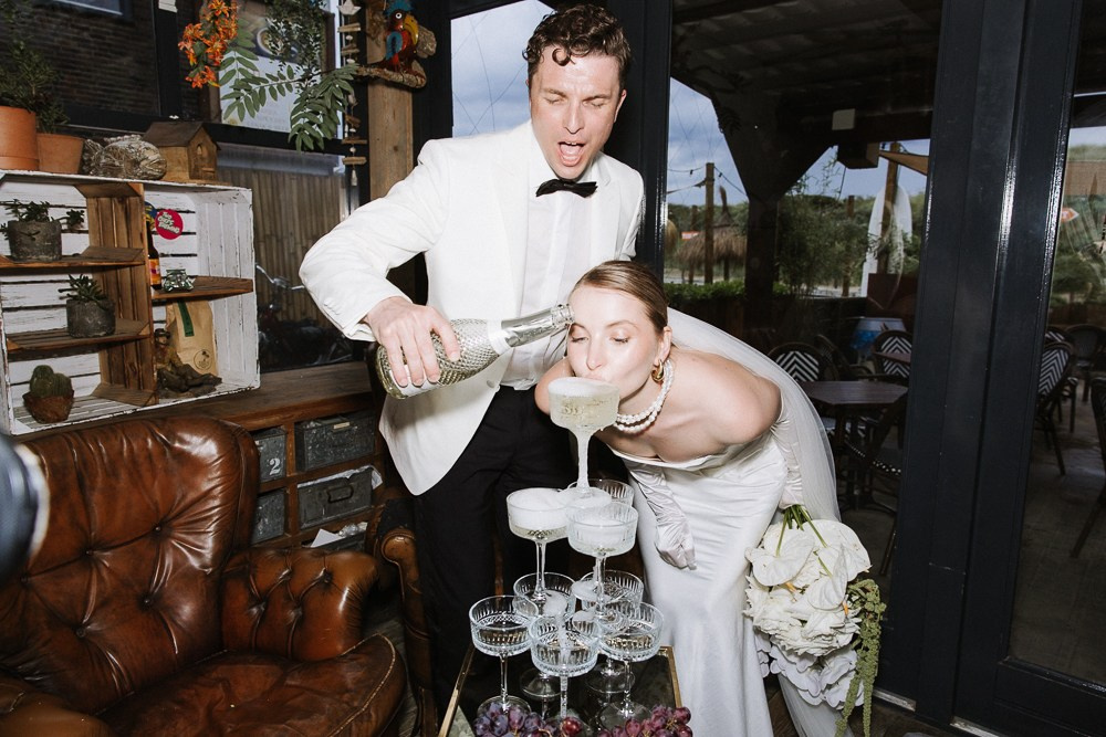 Anastasia & Alex (Freie Trauung am Meer in Holland - nur zu zweit). Hochzeitfotografin Düsseldorf, NRW Nadja Holzmann