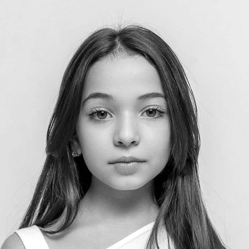 BIG Model Agency. “Dare to Be Famous”