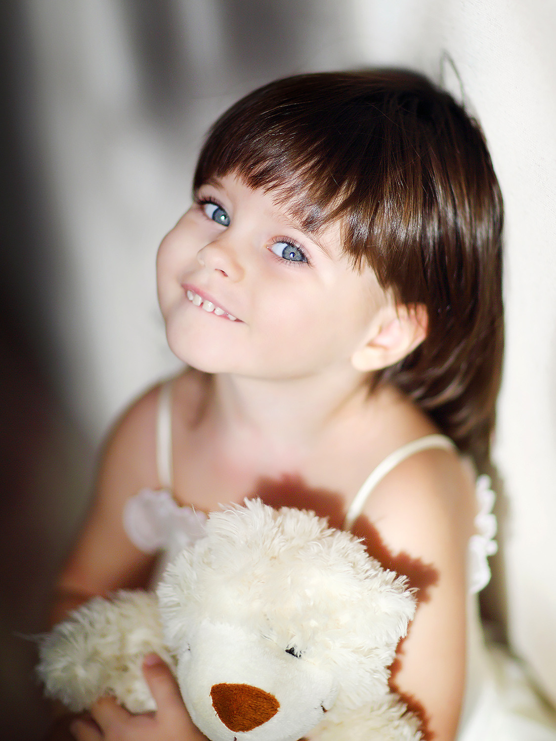 Kids. Luxury wedding, portrait, family photographer over Europe