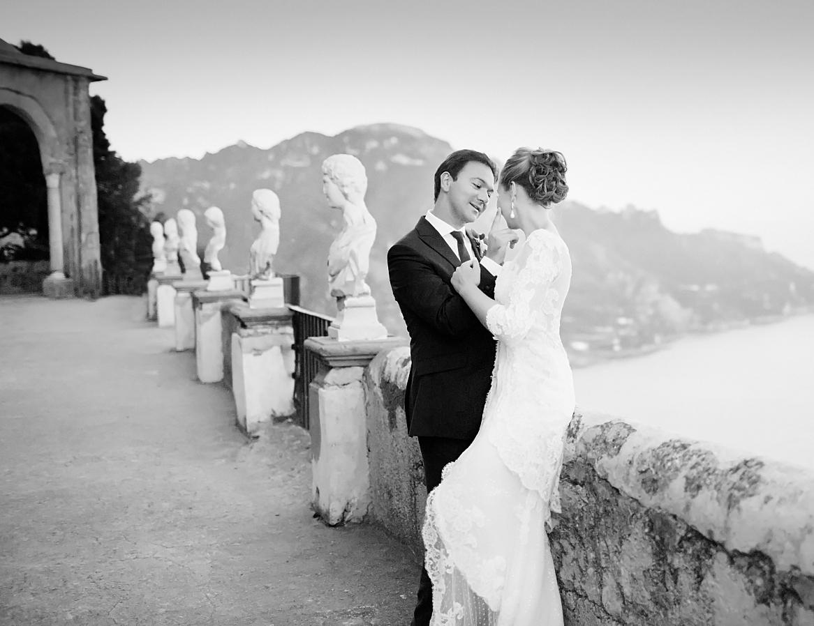 Ravello ivent wedding villa cimbrone. Luxury wedding, portrait, family photographer over Europe