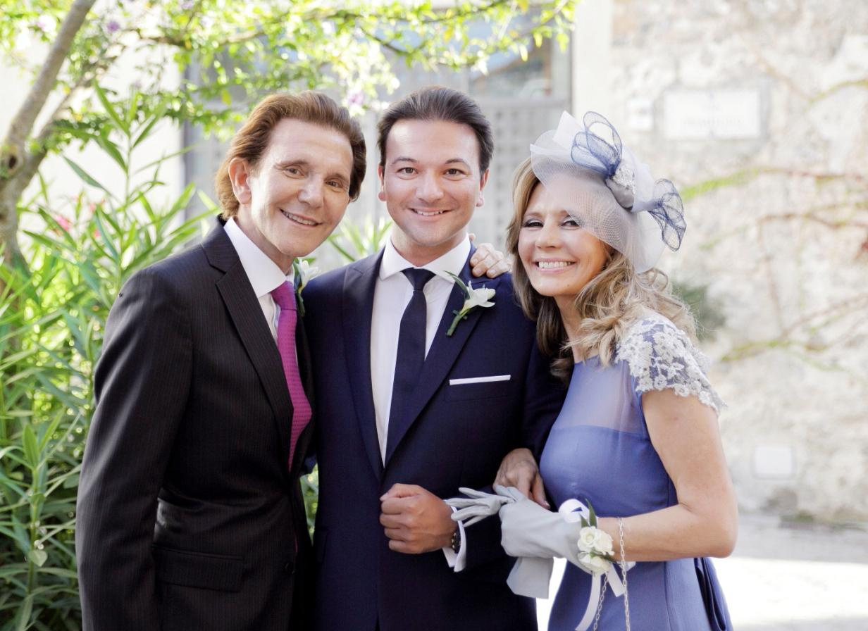 Ravello ivent wedding villa cimbrone. Luxury wedding, portrait, family photographer over Europe