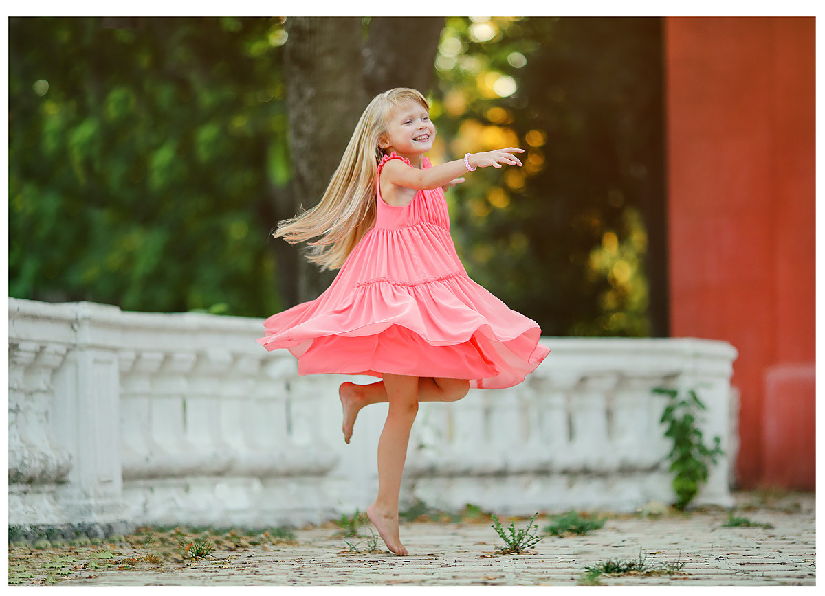 Kids. Luxury wedding, portrait, family photographer over Europe