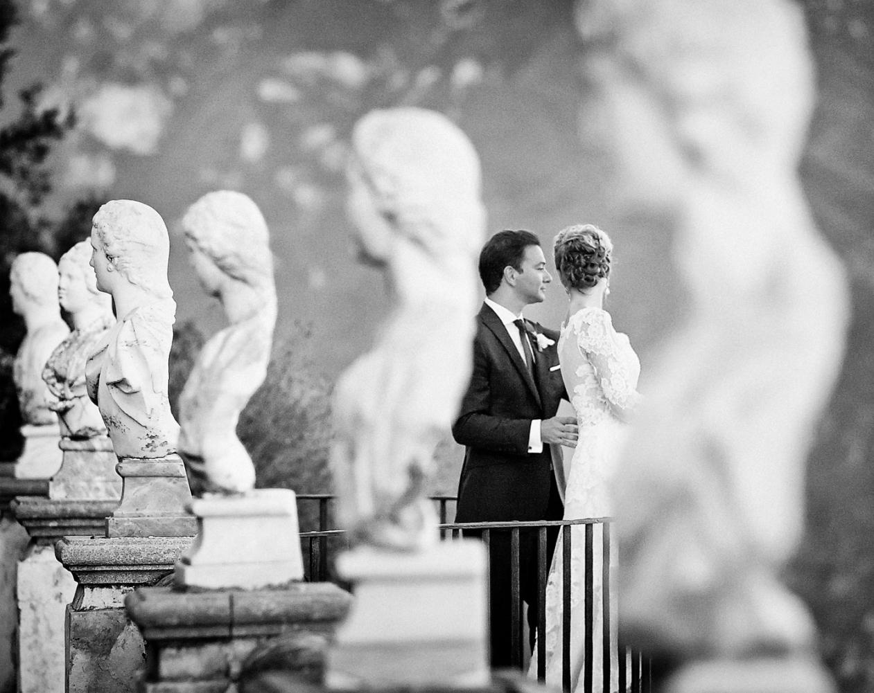 Ravello ivent wedding villa cimbrone. Luxury wedding, portrait, family photographer over Europe