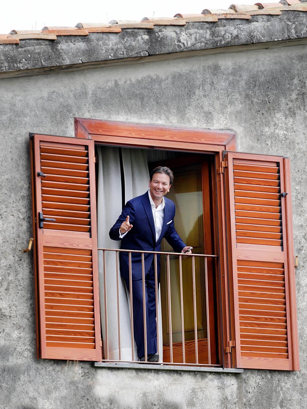 Ravello ivent wedding villa cimbrone. Luxury wedding, portrait, family photographer over Europe