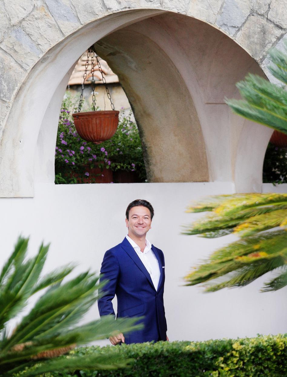 Ravello ivent wedding villa cimbrone. Luxury wedding, portrait, family photographer over Europe