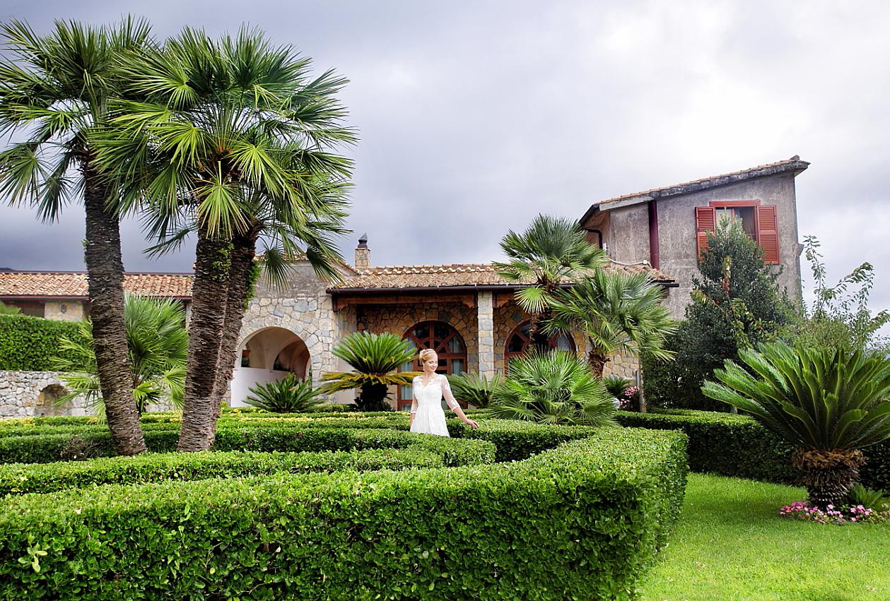 Ravello ivent wedding villa cimbrone. Luxury wedding, portrait, family photographer over Europe