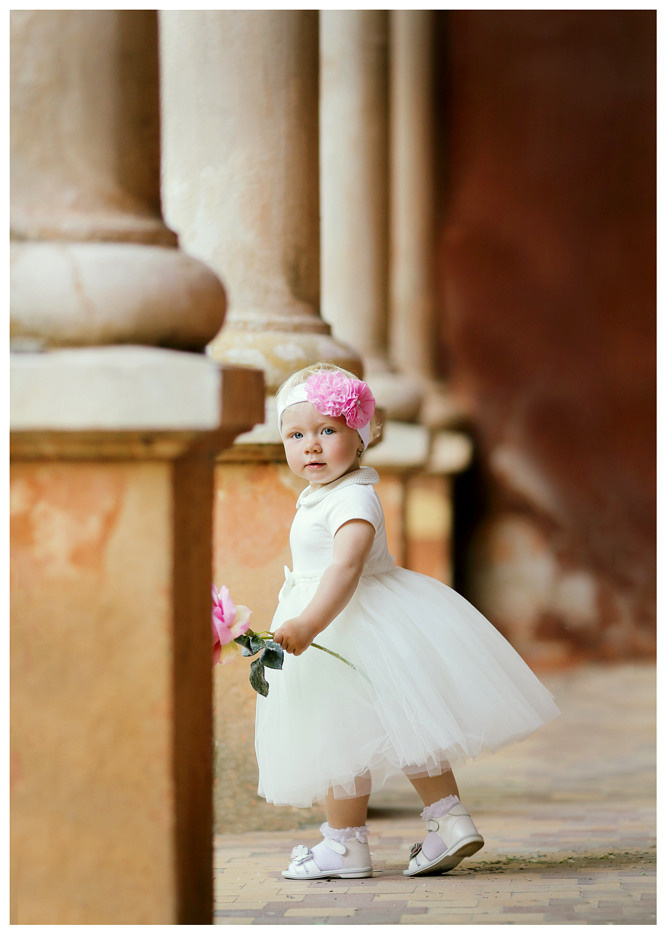 Kids. Luxury wedding, portrait, family photographer over Europe