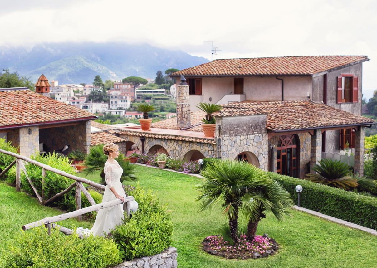 Ravello ivent wedding villa cimbrone. Luxury wedding, portrait, family photographer over Europe
