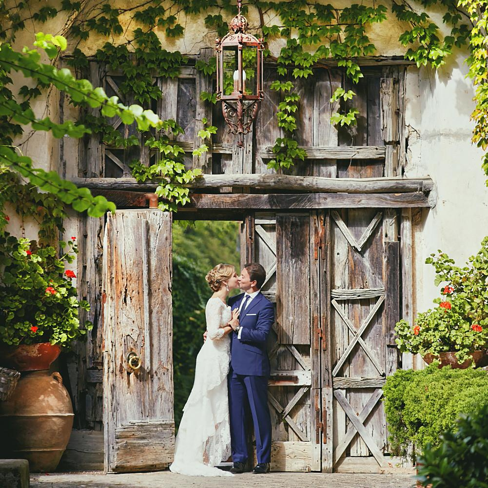 Ravello ivent wedding villa cimbrone. Luxury wedding, portrait, family photographer over Europe