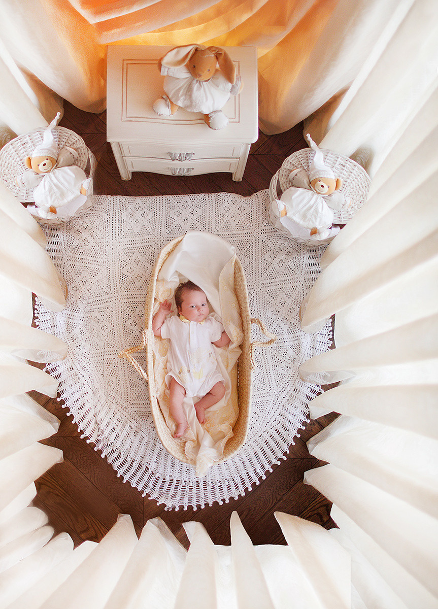 Kids. Luxury wedding, portrait, family photographer over Europe