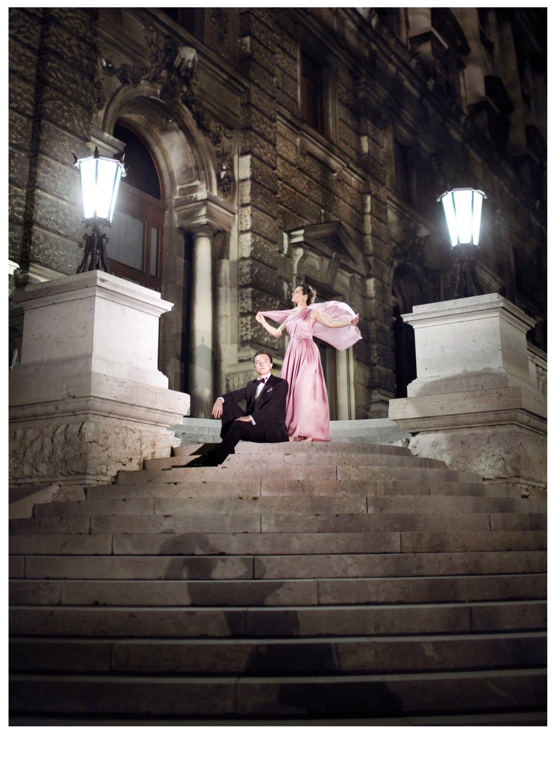 Viena. Luxury wedding, portrait, family photographer over Europe