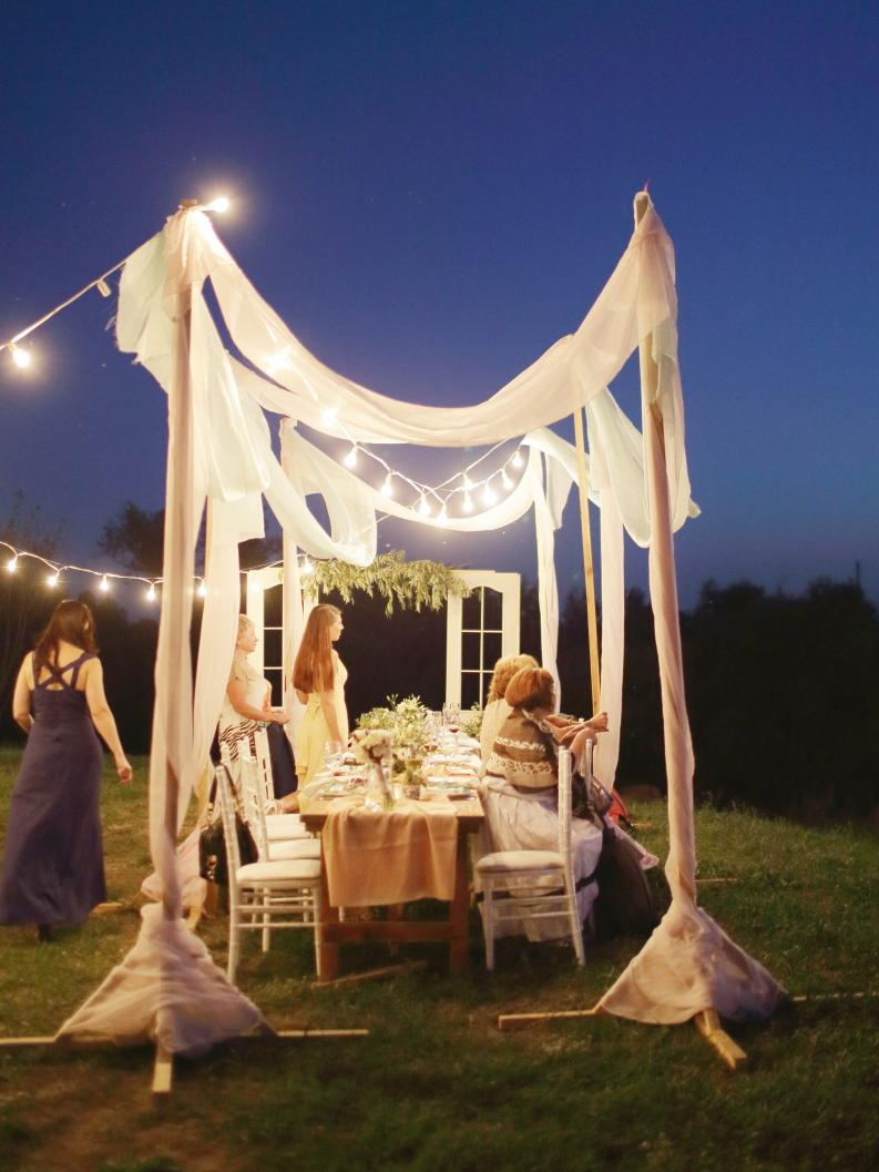 Ukraina-Kiev. Luxury wedding, portrait, family photographer over Europe